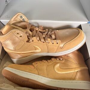 Women’s Air Jordan 1 Retro High Top